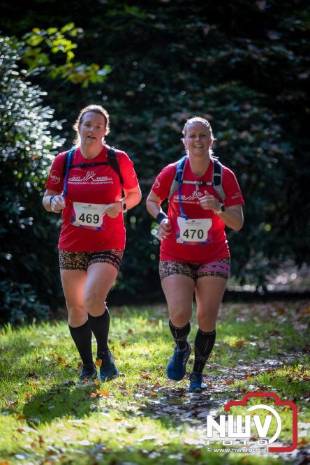 A.Vogelloop door de bossen op 't Harde  levert 17.000 euro op voor het Mooi Leven Huis in Zwolle. - © NWVFoto.nl