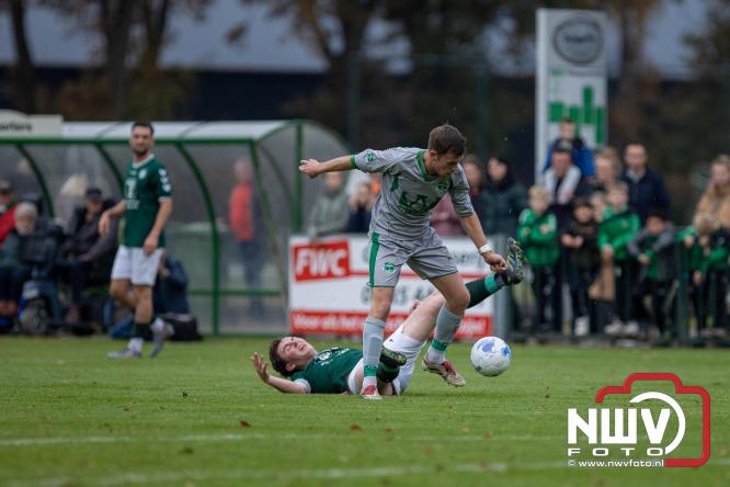 De wedstrijd sv 't Harde tegen de Oldebroeker buurman Owios werd op eigen veld gewonnen door 't Harde met 1-0 - &copy; NWVFoto.nl