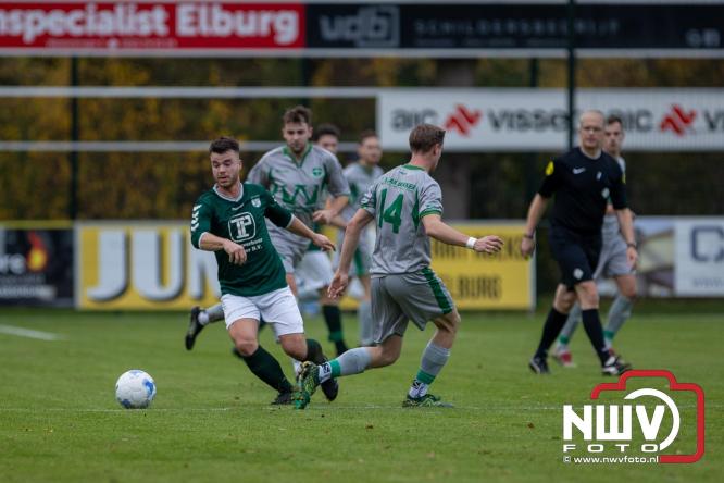 De wedstrijd sv 't Harde tegen de Oldebroeker buurman Owios werd op eigen veld gewonnen door 't Harde met 1-0 - &copy; NWVFoto.nl