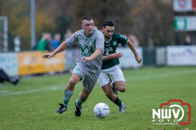 De wedstrijd sv 't Harde tegen de Oldebroeker buurman Owios werd op eigen veld gewonnen door 't Harde met 1-0 - &copy; NWVFoto.nl