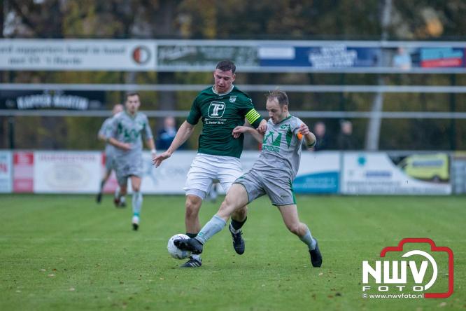 De wedstrijd sv 't Harde tegen de Oldebroeker buurman Owios werd op eigen veld gewonnen door 't Harde met 1-0 - &copy; NWVFoto.nl