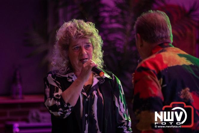 Fanclubavond in de Bouwakker Hattemerbroek ter gelegenheid van 30 jaar Het IJssel Duo. - © NWVFoto.nl