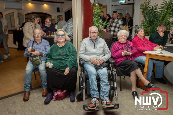 Fanclubavond in de Bouwakker Hattemerbroek ter gelegenheid van 30 jaar Het IJssel Duo. - © NWVFoto.nl