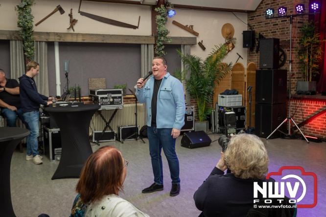 Fanclubavond in de Bouwakker Hattemerbroek ter gelegenheid van 30 jaar Het IJssel Duo. - © NWVFoto.nl