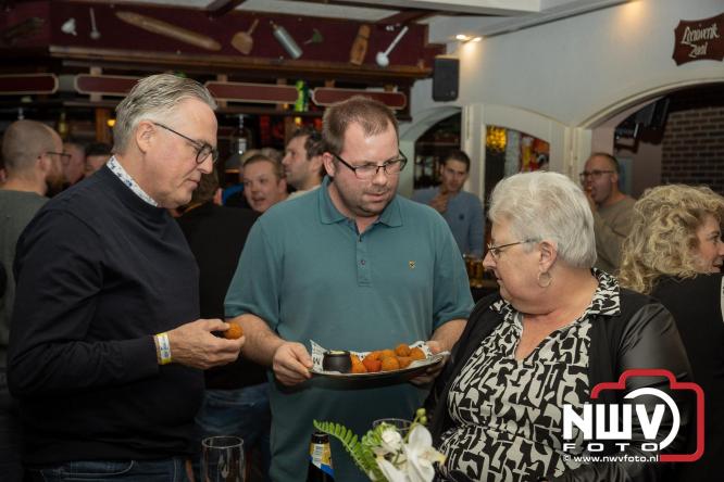 Fanclubavond in de Bouwakker Hattemerbroek ter gelegenheid van 30 jaar Het IJssel Duo. - © NWVFoto.nl
