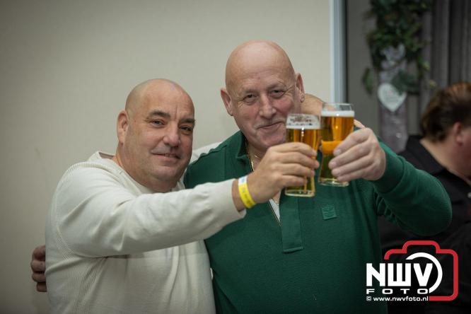 Fanclubavond in de Bouwakker Hattemerbroek ter gelegenheid van 30 jaar Het IJssel Duo. - © NWVFoto.nl