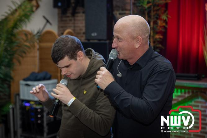 Fanclubavond in de Bouwakker Hattemerbroek ter gelegenheid van 30 jaar Het IJssel Duo. - © NWVFoto.nl
