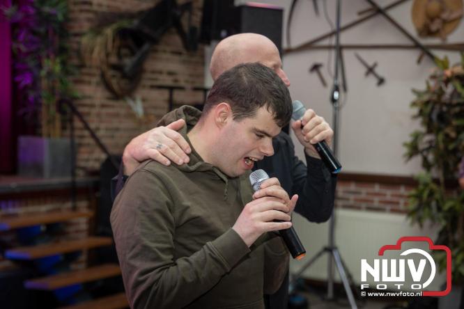 Fanclubavond in de Bouwakker Hattemerbroek ter gelegenheid van 30 jaar Het IJssel Duo. - © NWVFoto.nl