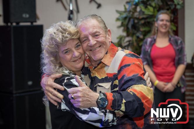 Fanclubavond in de Bouwakker Hattemerbroek ter gelegenheid van 30 jaar Het IJssel Duo. - © NWVFoto.nl