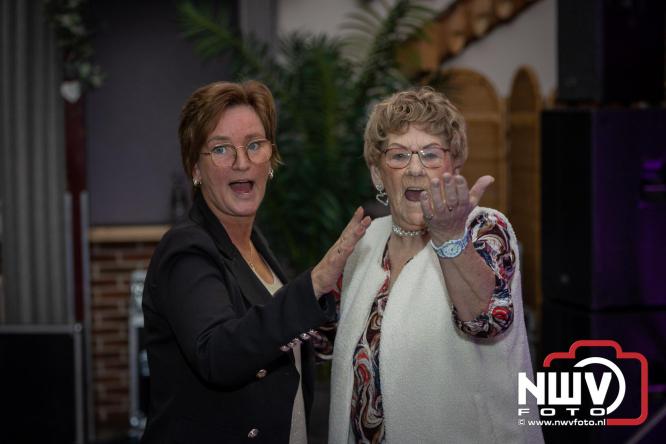 Fanclubavond in de Bouwakker Hattemerbroek ter gelegenheid van 30 jaar Het IJssel Duo. - © NWVFoto.nl