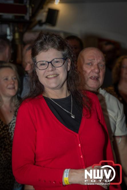Fanclubavond in de Bouwakker Hattemerbroek ter gelegenheid van 30 jaar Het IJssel Duo. - © NWVFoto.nl