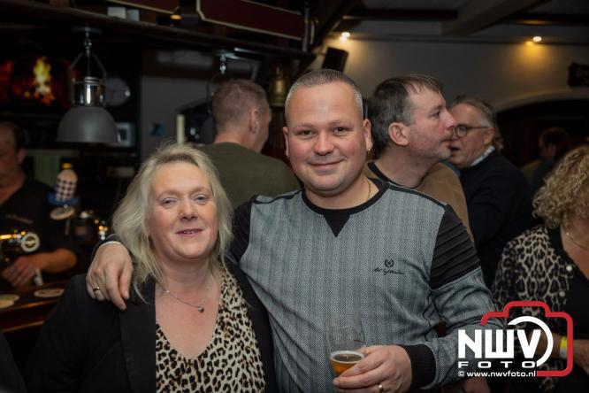 Fanclubavond in de Bouwakker Hattemerbroek ter gelegenheid van 30 jaar Het IJssel Duo. - © NWVFoto.nl