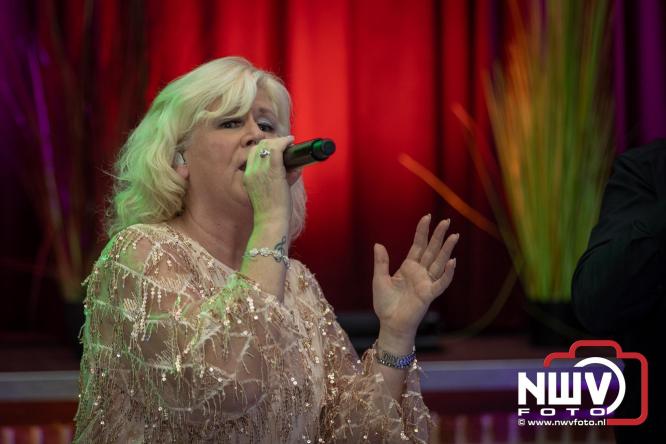 Fanclubavond in de Bouwakker Hattemerbroek ter gelegenheid van 30 jaar Het IJssel Duo. - © NWVFoto.nl