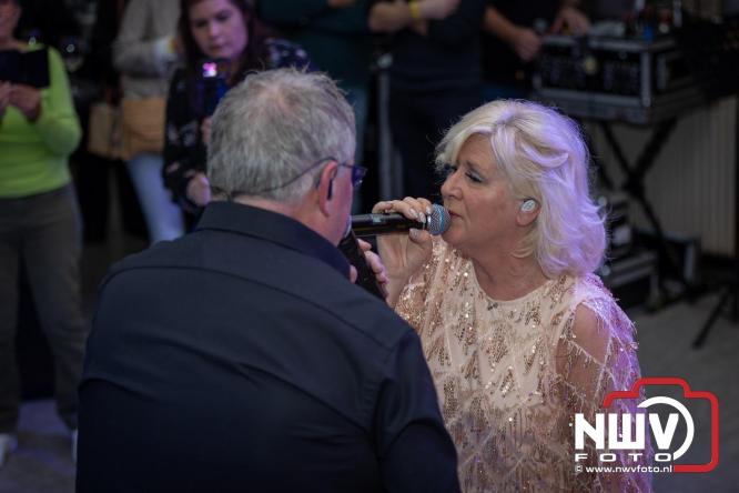 Fanclubavond in de Bouwakker Hattemerbroek ter gelegenheid van 30 jaar Het IJssel Duo. - © NWVFoto.nl