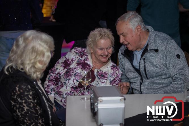 Fanclubavond in de Bouwakker Hattemerbroek ter gelegenheid van 30 jaar Het IJssel Duo. - © NWVFoto.nl