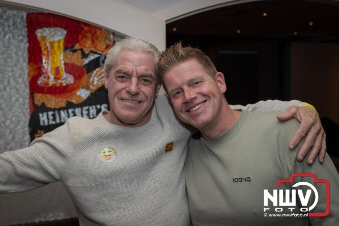 Fanclubavond in de Bouwakker Hattemerbroek ter gelegenheid van 30 jaar Het IJssel Duo. - © NWVFoto.nl