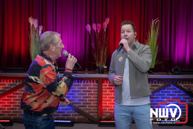 Fanclubavond in de Bouwakker Hattemerbroek ter gelegenheid van 30 jaar Het IJssel Duo. - © NWVFoto.nl