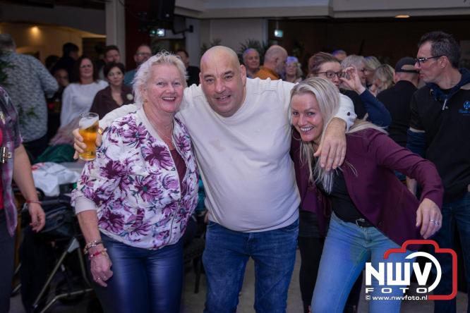 Fanclubavond in de Bouwakker Hattemerbroek ter gelegenheid van 30 jaar Het IJssel Duo. - © NWVFoto.nl