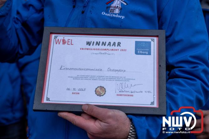 Kerstmarkt rond de molen Oostendorp, organisatie wint vrijwilligerscompliment 2025 gemeente Elburg. - &copy; NWVFoto.nl