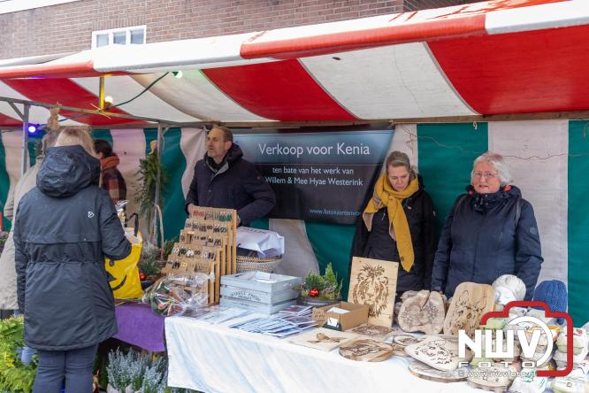 Kerstmarkt rond de molen Oostendorp, organisatie wint vrijwilligerscompliment 2025 gemeente Elburg. - &copy; NWVFoto.nl