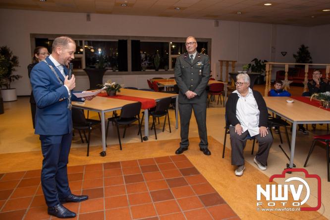 Manfred Monsees uit ’t Harde is donderdag onderscheiden als Lid in de Orde van Oranje-Nassau - &copy; NWVFoto.nl