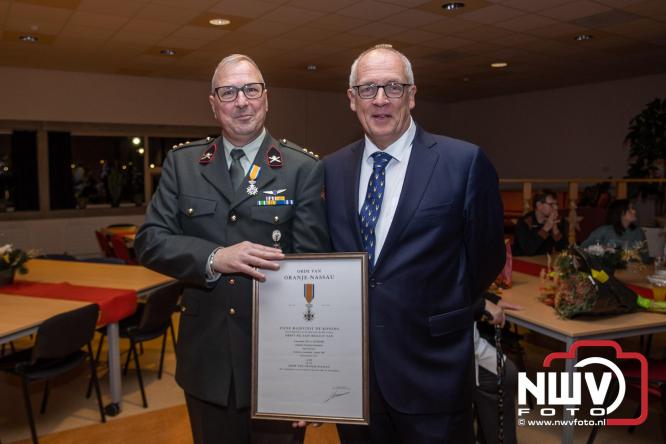 Manfred Monsees uit ’t Harde is donderdag onderscheiden als Lid in de Orde van Oranje-Nassau - &copy; NWVFoto.nl