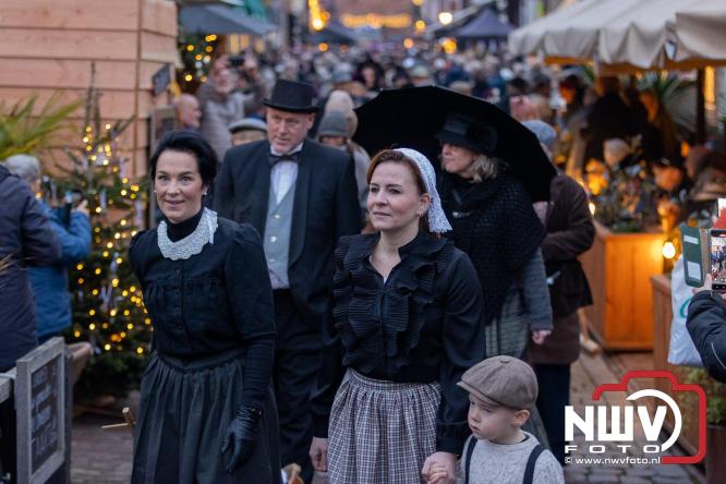 De warmste Winter in de Vesting Elburg trekt duizenden bezoekers. - &copy; NWVFoto.nl