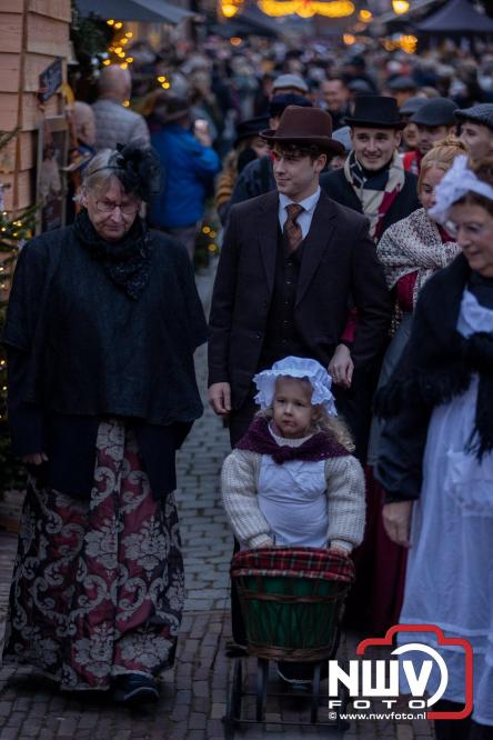De warmste Winter in de Vesting Elburg trekt duizenden bezoekers. - &copy; NWVFoto.nl