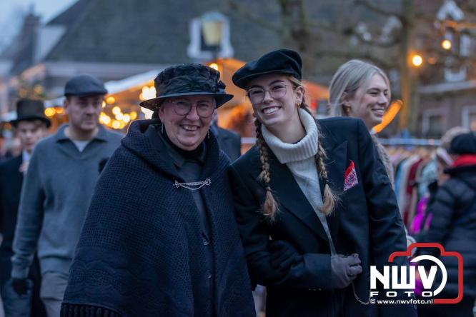 De warmste Winter in de Vesting Elburg trekt duizenden bezoekers. - &copy; NWVFoto.nl
