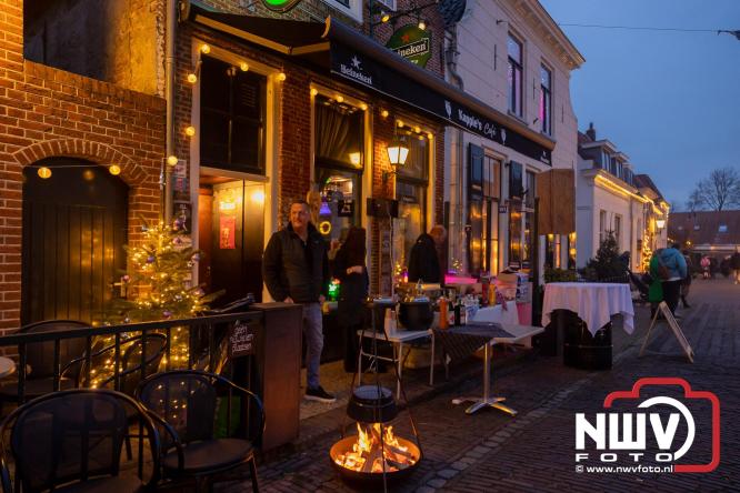De warmste Winter in de Vesting Elburg trekt duizenden bezoekers. - &copy; NWVFoto.nl