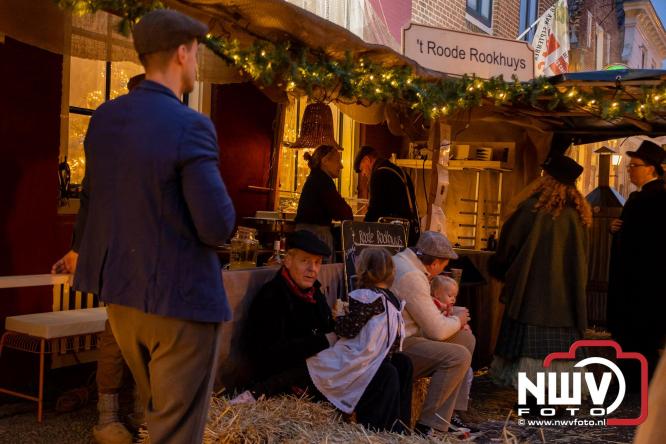 De warmste Winter in de Vesting Elburg trekt duizenden bezoekers. - &copy; NWVFoto.nl