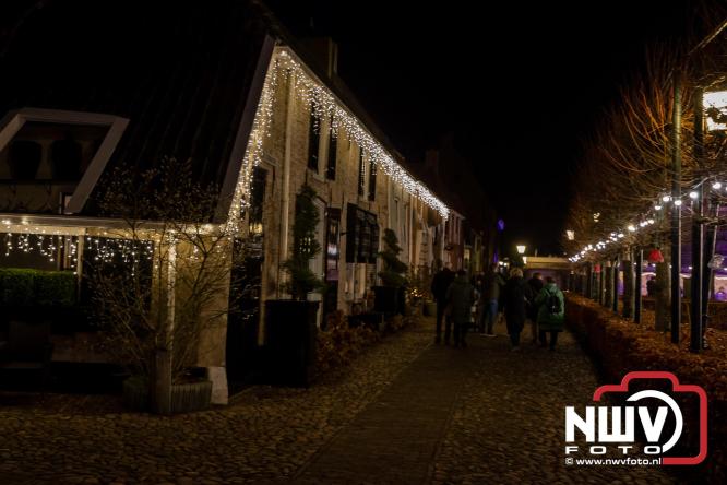 De warmste Winter in de Vesting Elburg trekt duizenden bezoekers. - &copy; NWVFoto.nl