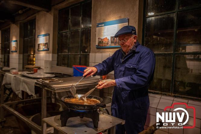 De warmste Winter in de Vesting Elburg trekt duizenden bezoekers. - &copy; NWVFoto.nl