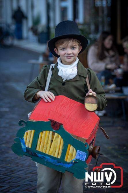 De warmste Winter in de Vesting Elburg trekt duizenden bezoekers. - &copy; NWVFoto.nl