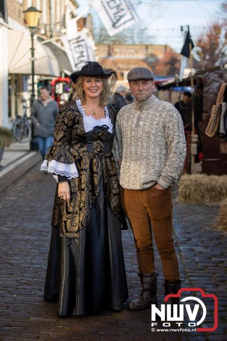 De warmste Winter in de Vesting Elburg trekt duizenden bezoekers. - &copy; NWVFoto.nl