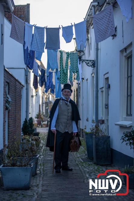 De warmste Winter in de Vesting Elburg trekt duizenden bezoekers. - &copy; NWVFoto.nl