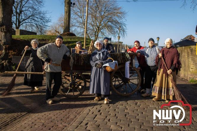 De warmste Winter in de Vesting Elburg trekt duizenden bezoekers. - &copy; NWVFoto.nl