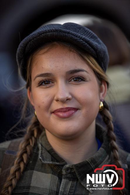 De warmste Winter in de Vesting Elburg trekt duizenden bezoekers. - &copy; NWVFoto.nl