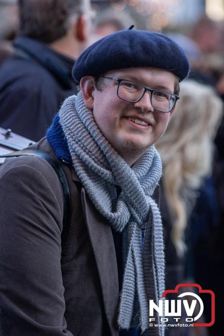 De warmste Winter in de Vesting Elburg trekt duizenden bezoekers. - &copy; NWVFoto.nl