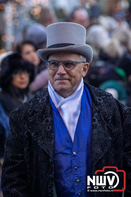 De warmste Winter in de Vesting Elburg trekt duizenden bezoekers. - &copy; NWVFoto.nl