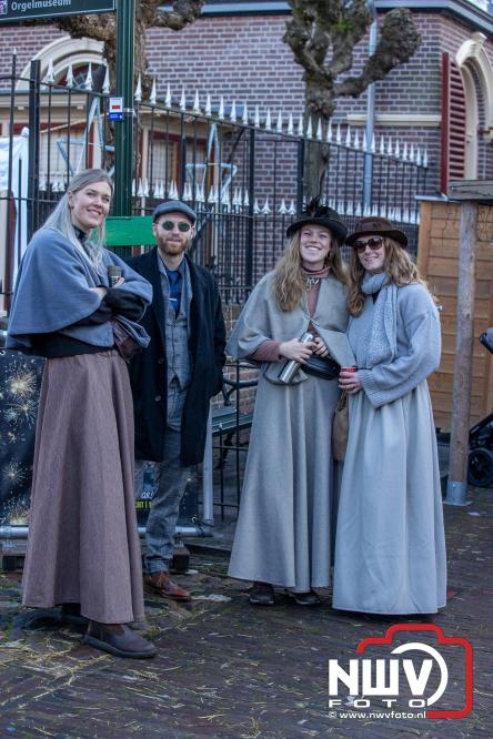 De warmste Winter in de Vesting Elburg trekt duizenden bezoekers. - &copy; NWVFoto.nl