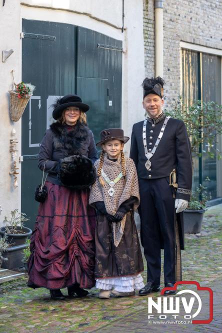 De warmste Winter in de Vesting Elburg trekt duizenden bezoekers. - &copy; NWVFoto.nl