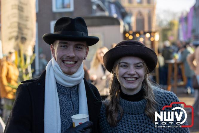 De warmste Winter in de Vesting Elburg trekt duizenden bezoekers. - &copy; NWVFoto.nl
