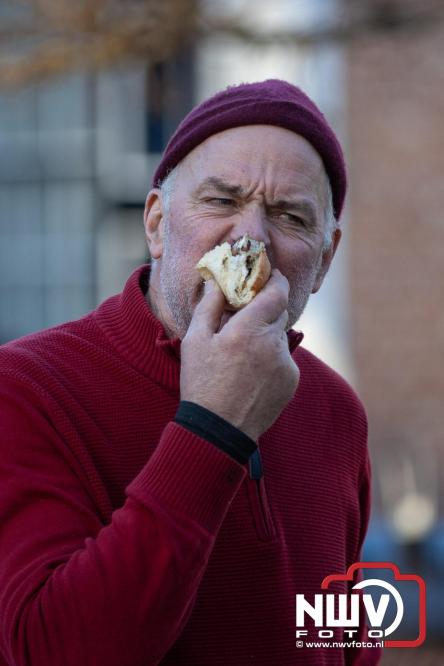De warmste Winter in de Vesting Elburg trekt duizenden bezoekers. - &copy; NWVFoto.nl
