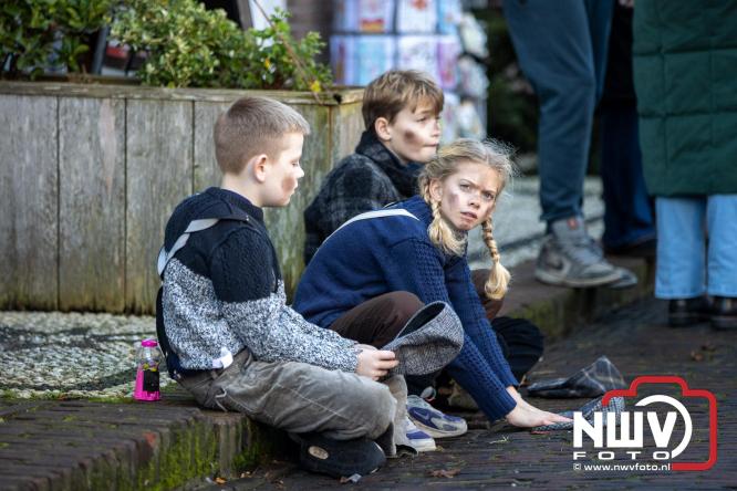 De warmste Winter in de Vesting Elburg trekt duizenden bezoekers. - &copy; NWVFoto.nl