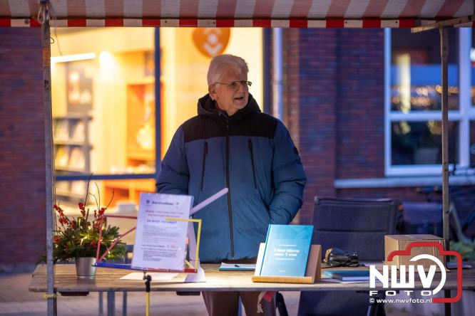 Winterfeest op ’t Harde zorgt voor warme gezelligheid. - &copy; NWVFoto.nl
