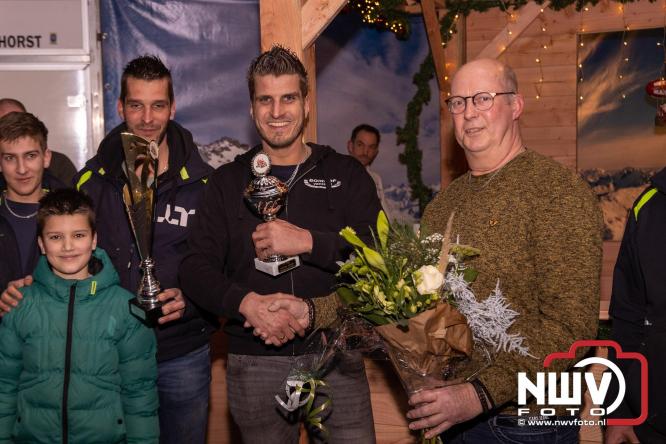 Tachtig trucks verlichten de gemeente Oldebroek tijdens de Truckers Lichtjesparade Oldebroek. - &copy; NWVFoto.nl