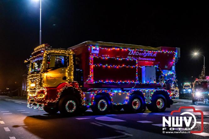 Lichtjestour Elburg in Doornspijk voortijdig gestaakt na ongeval in Nunspeet. - &copy; NWVFoto.nl