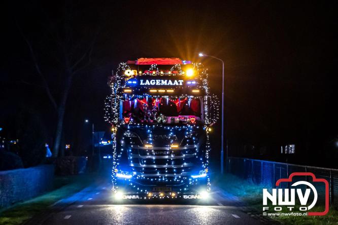 Lichtjestour Elburg in Doornspijk voortijdig gestaakt na ongeval in Nunspeet. - &copy; NWVFoto.nl