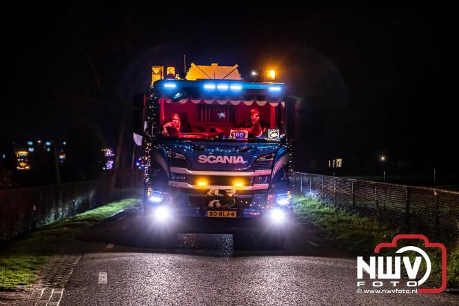 Lichtjestour Elburg in Doornspijk voortijdig gestaakt na ongeval in Nunspeet. - &copy; NWVFoto.nl